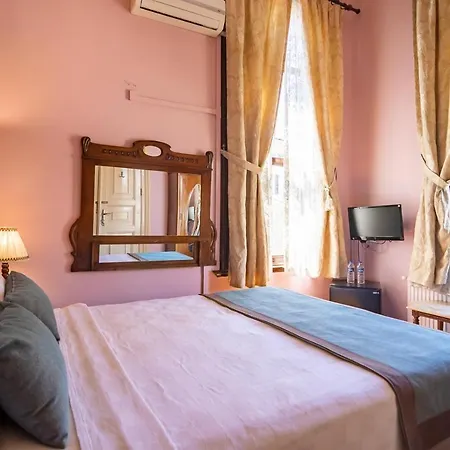 Buyukada Anastasia Meziki Otel Adalar
