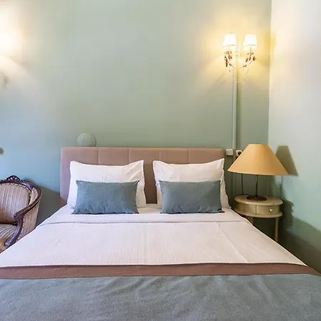 Otel Buyukada Anastasia Meziki