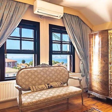 Otel Buyukada Anastasia Meziki 3*