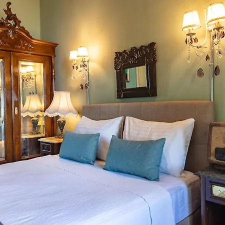 Buyukada Anastasia Meziki Otel 3*
