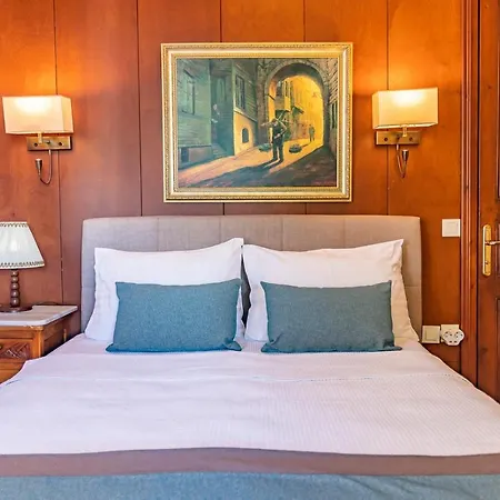 Buyukada Anastasia Meziki Otel Adalar